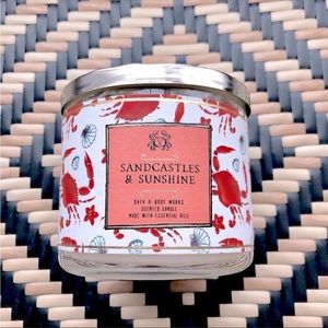 New Bath & Body Works 3-Wick Sandcastles & Sunshine 14.5 oz Jar Candle